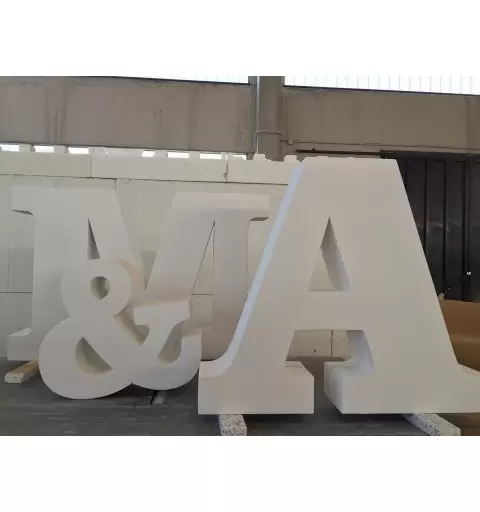 LETTERA IN POLISTIROLO MAXI 80X30 CM