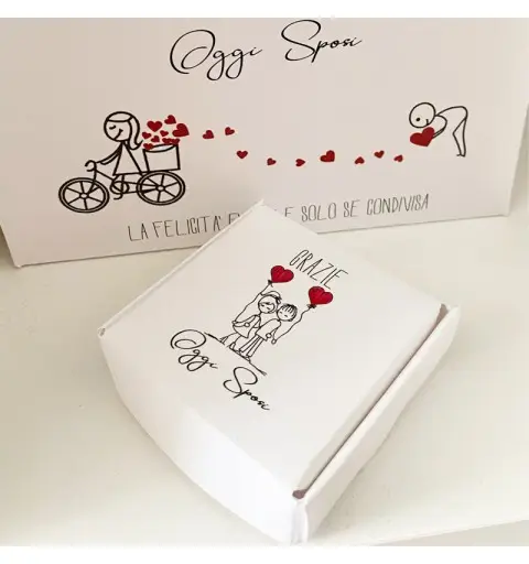Scatolina in cartoncino mattonella quadrata oggi sposi cuore 6,5 x 6,5 x2h cm
