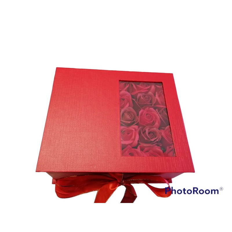 Set Regalo San Valentino con scatola rose profumate fai da te