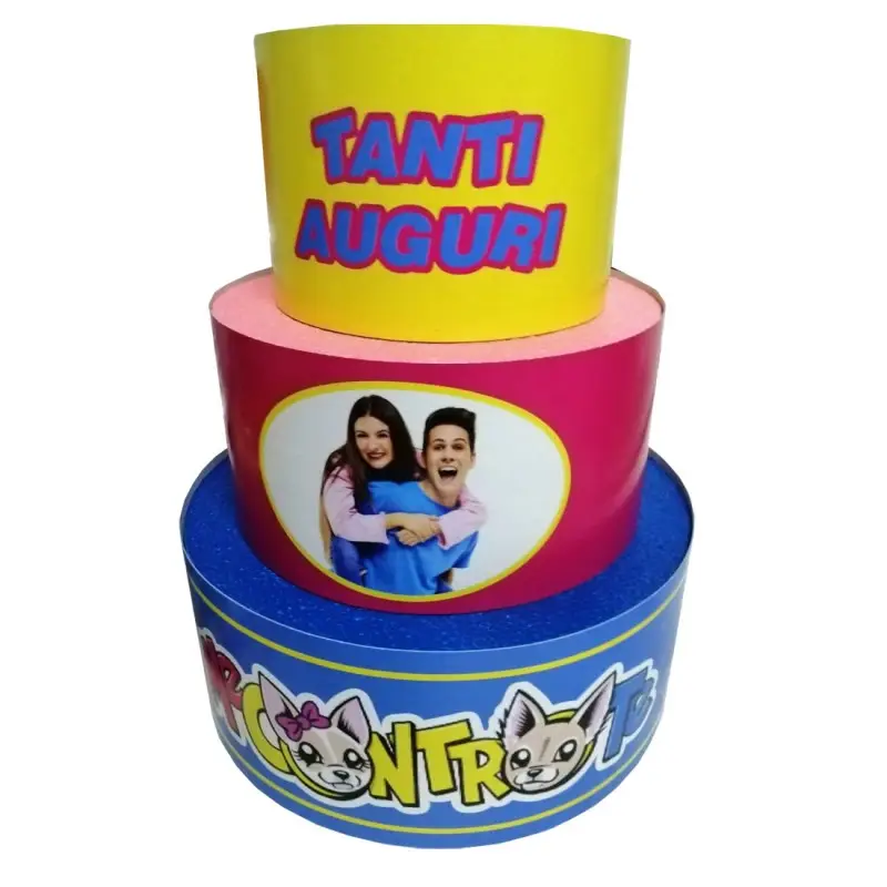 Torta scenografica Me contro Te grafica 2