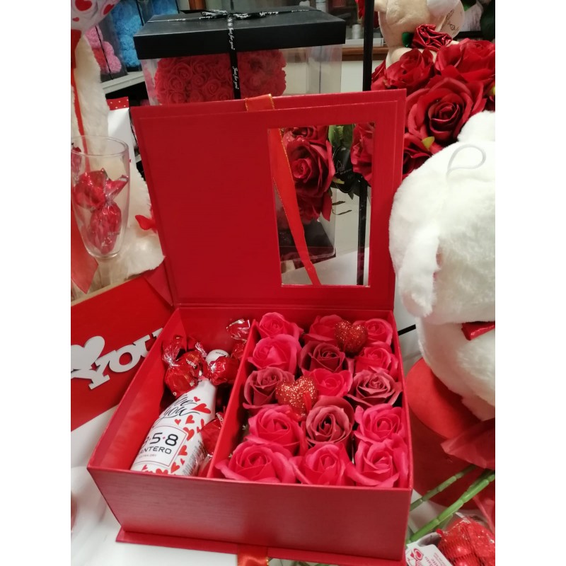 set regalo san valentino con scatola rose profumate