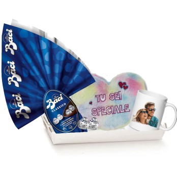 Set Uovo di Pasqua Baci Perugina fondente 265 g con cuscino cuore e tazza fai da te