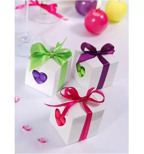 SCATOLINE PORTACONFETTI BIANCA CON CUORE