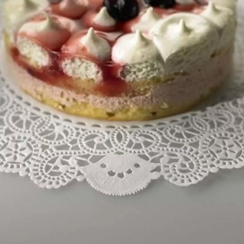 CENTRINI DI CARTA SOTTO TORTA EFFETTO PIZZO - COLORE BIANCO