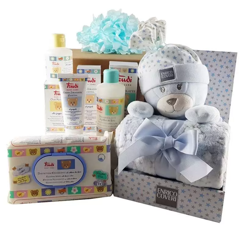 IDEA REGALO TRUDI CELESTE CON PELUCHE E COPERTINA – CESTO NASCITA