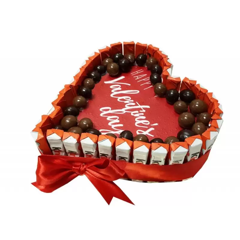 Torta Kinder per San Valentino - con barrette e praline