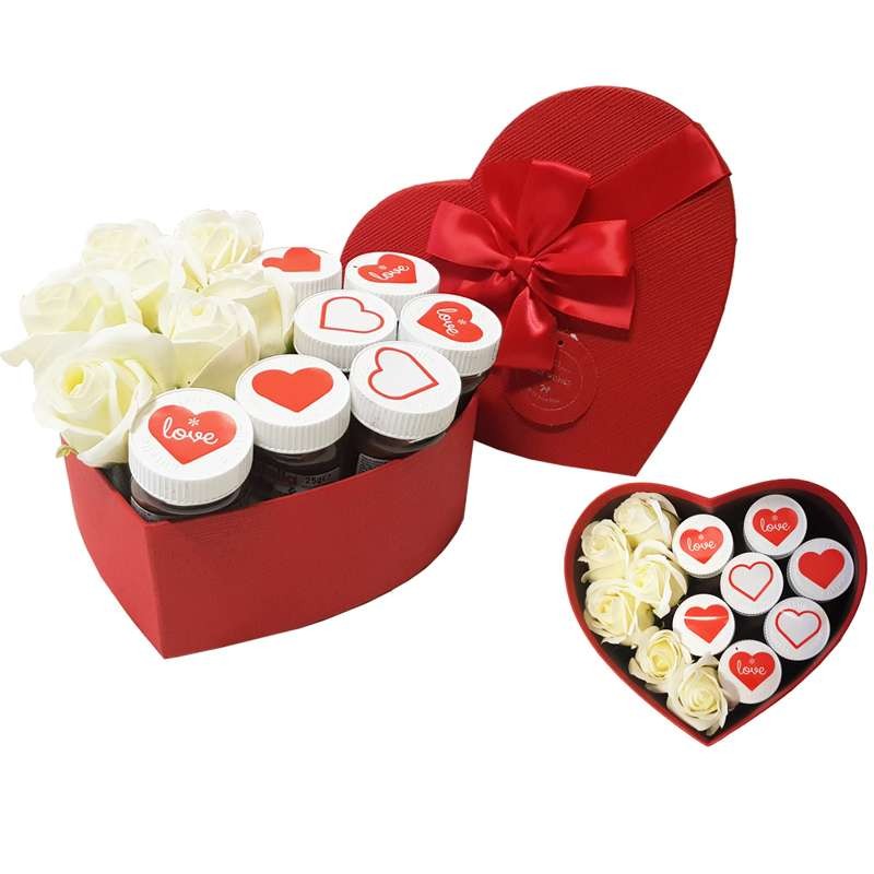 Scatola a cuore con mini Nutella e rose - regalo romantico San valentino