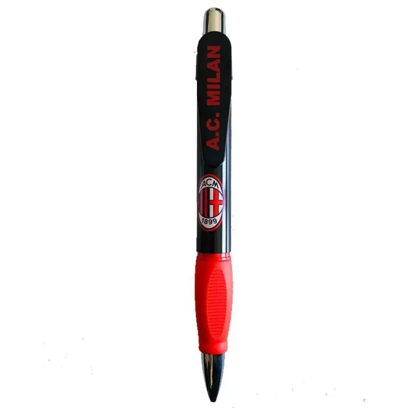 Penna Milan gigante a scatto
