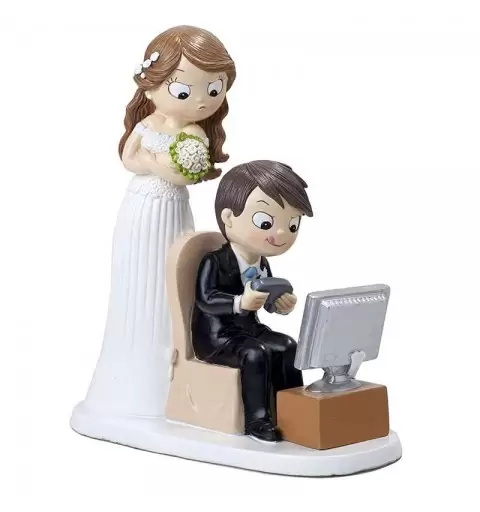 Cake topper sposi con play station - in poliresina colorata