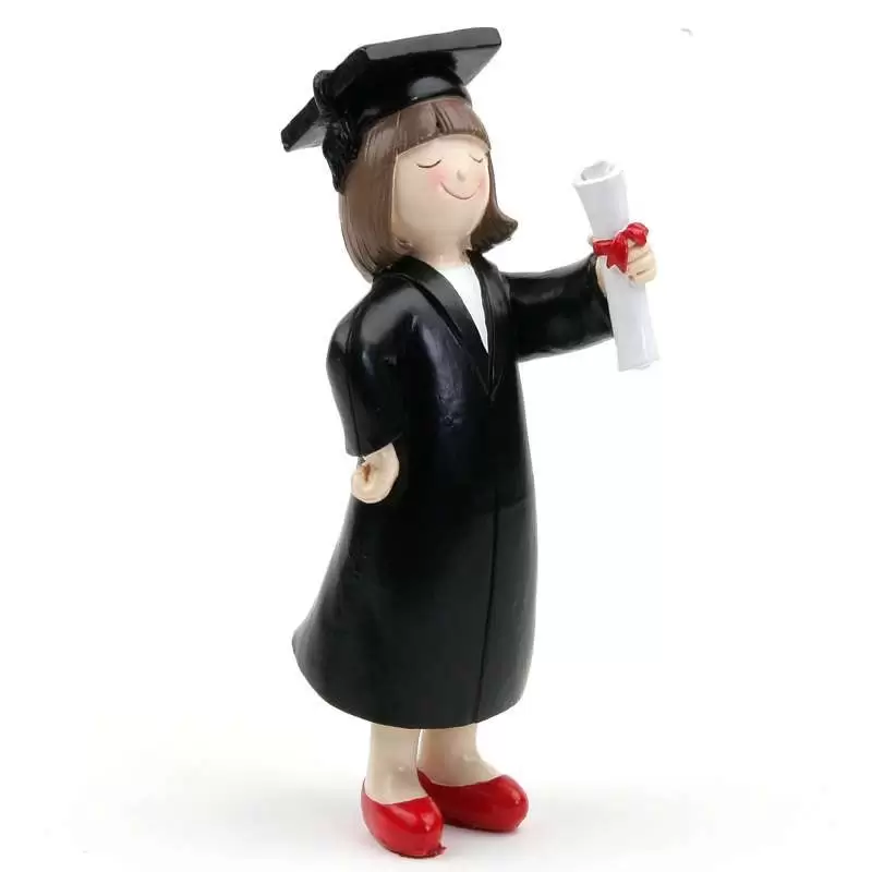 Cake topper ragazza laureata con pergamena e tocco