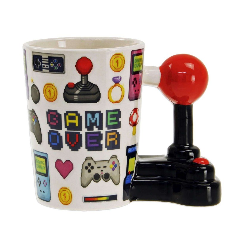 Tazza gem over videogame joystick