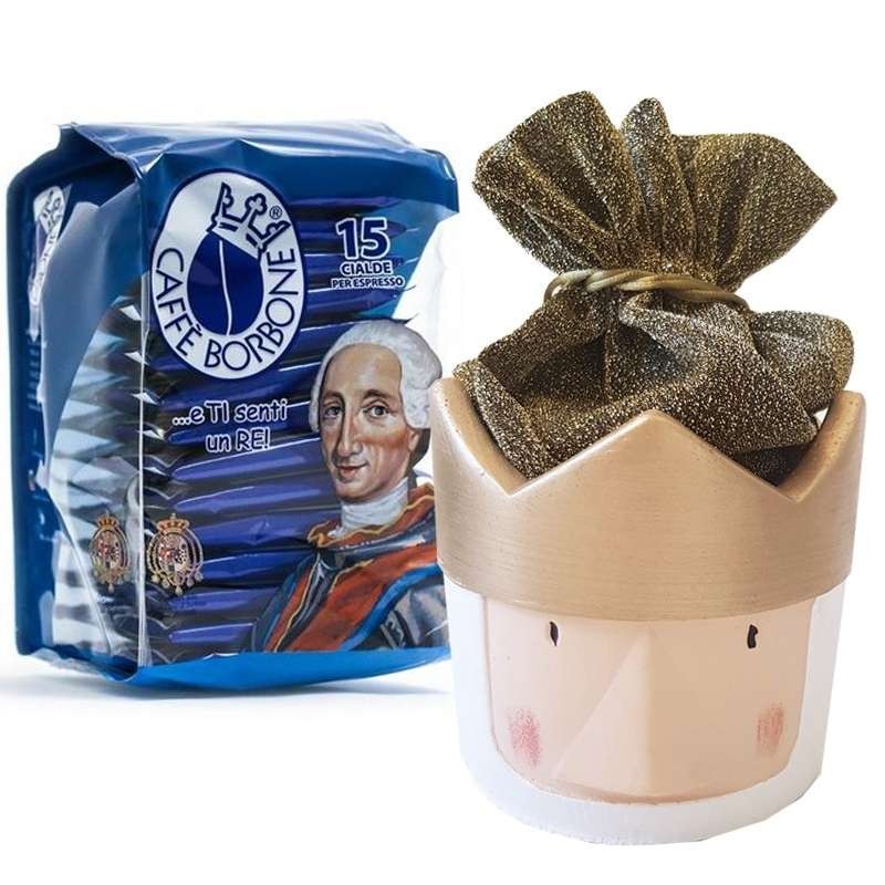 Vaso di terracotta re con caffè