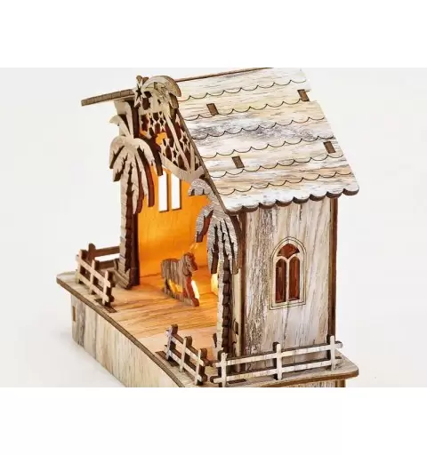 Presepe di legno con luci batteria
