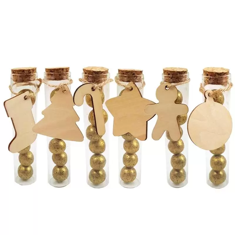 Segnaposto natalizi con confetti e provette gift tags
