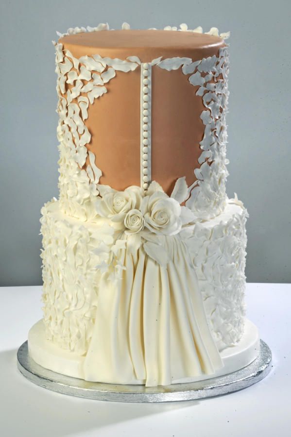 dress wedding cake