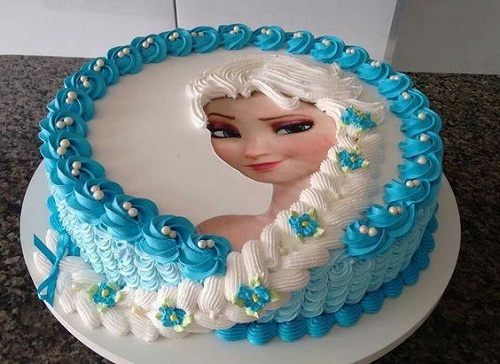 Torta Elsa con panna