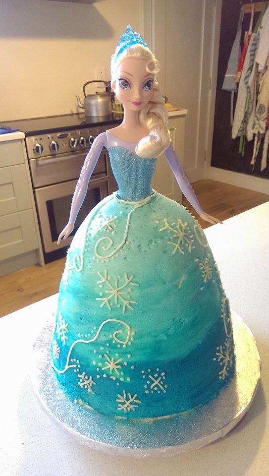 Torta Elsa vestito principesco