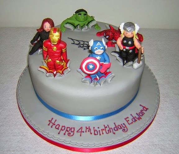 Torta Avengers Baby